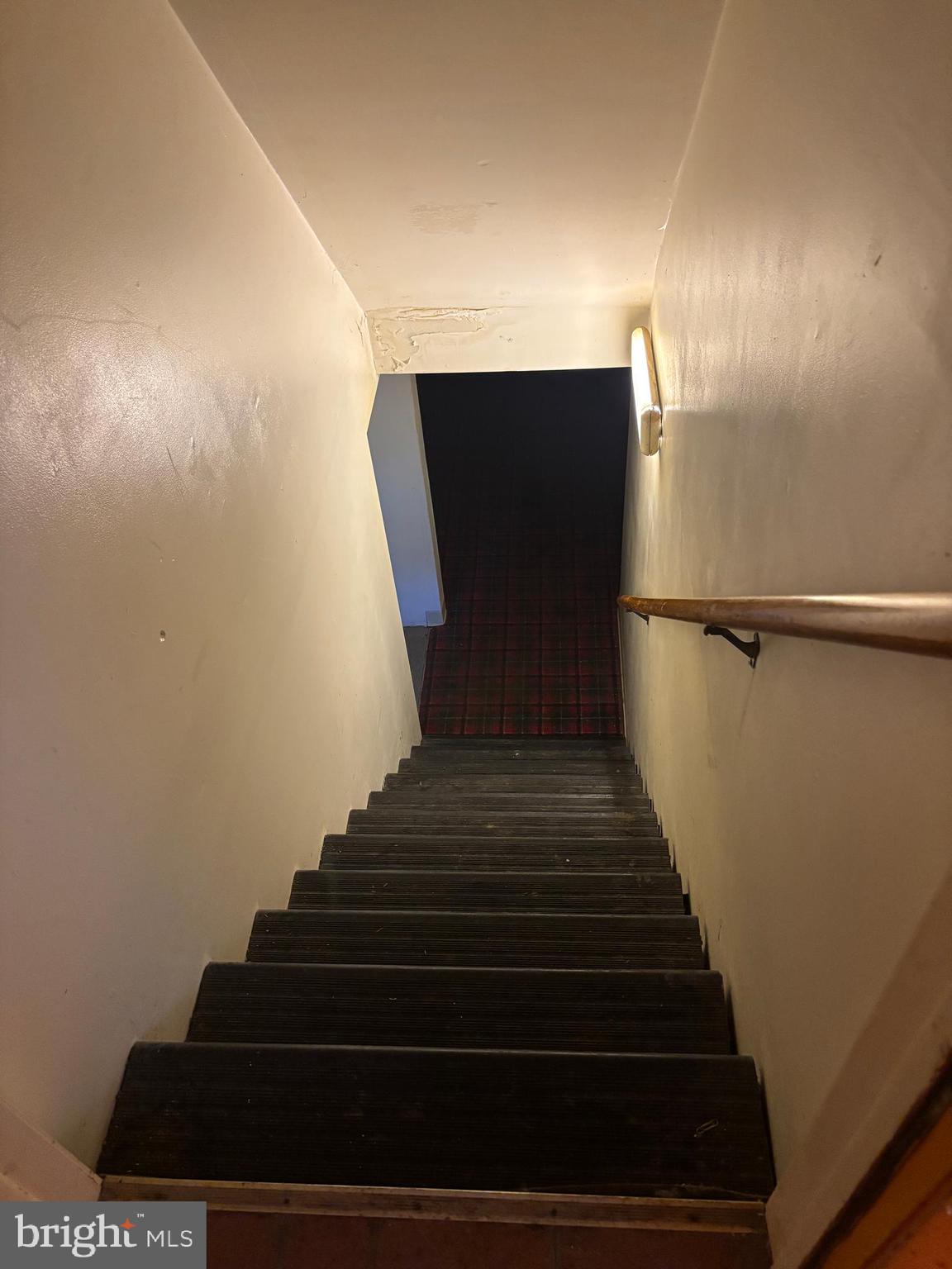 423 Park Boulevard Moorestown, NJ 08057 - Photo 16 of 24 a view of entryway