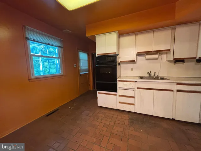 $390,000 | 423 Park Boulevard, Moorestown, NJ 08057