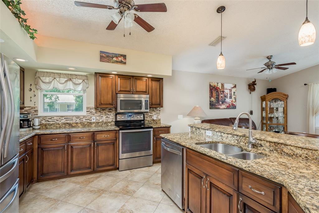 1312 Gulf Road Tarpon Springs, FL 34689 - Photo 19 of 53