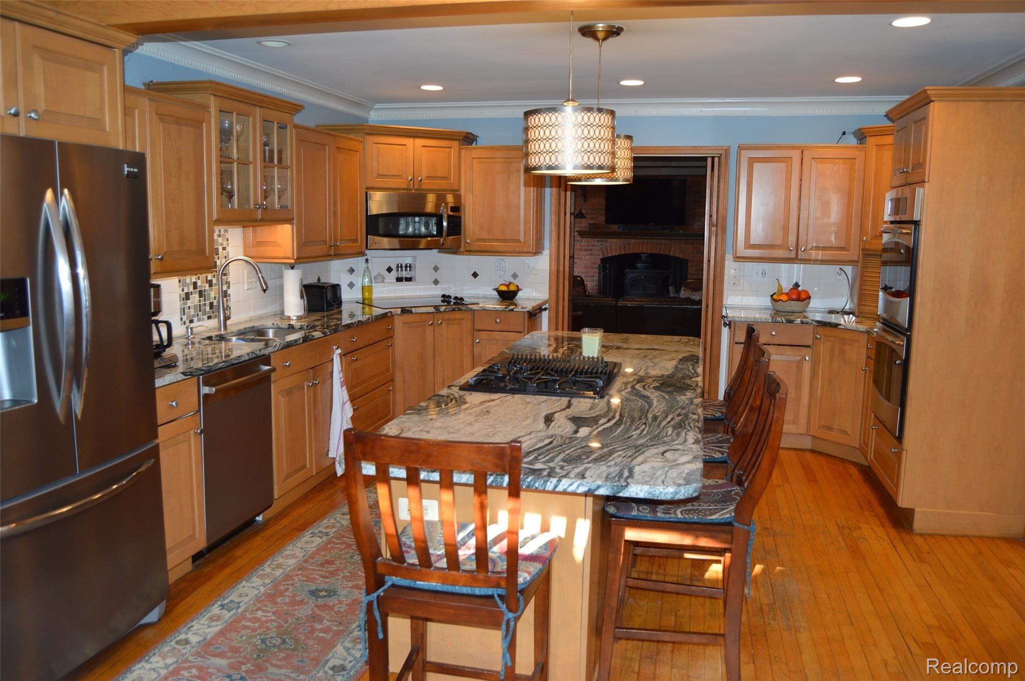 637 Middlesex Road Grosse Pointe, MI 48230 - Photo 8 of 44 DSC_0030.JPG