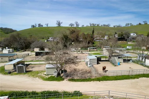 $569,000 | 1948 Willowbrook Lane, Paso Robles, CA 93446