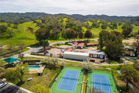 $569,000 | 1948 Willowbrook Lane, Paso Robles, CA 93446