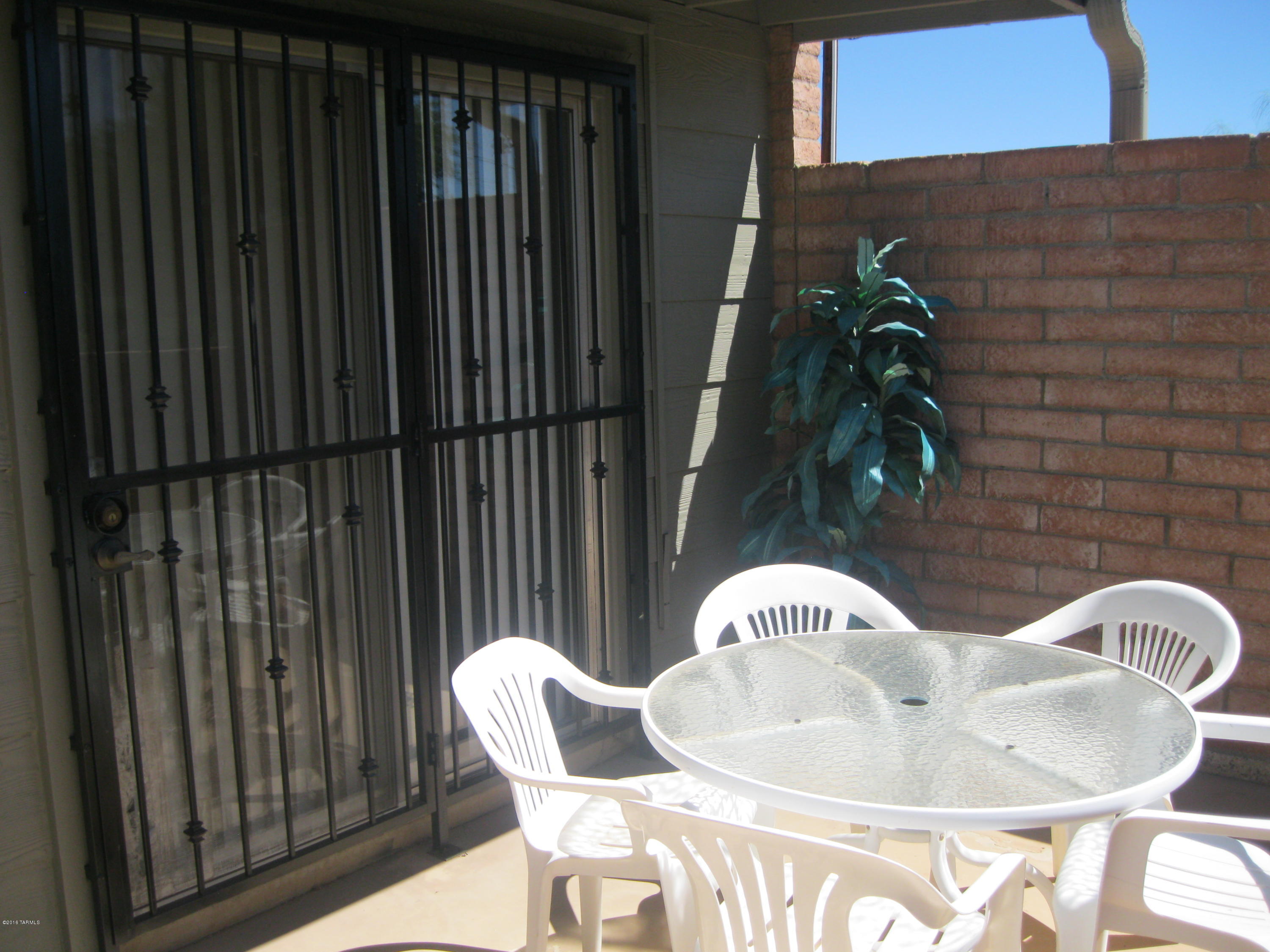 4324 East Allison Road Tucson, AZ 85712 - Photo 8 of 14 Gallery Image 8