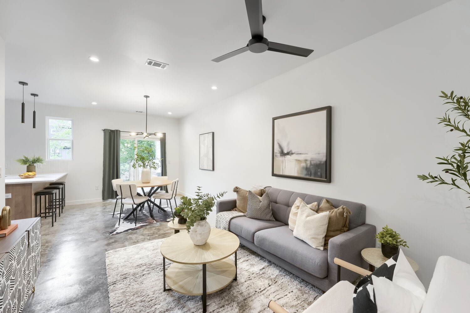 4805 Sara Drive Austin, TX 78721 - Photo 4 of 28 a living room with furniture and a large window
