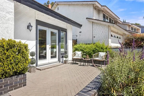$1,275,000 | 897 Kings Canyon Road, Brea, CA 92821
