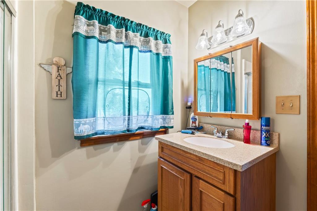 129 Northwest 251 Road Clinton, MO 64735 - Photo 20 of 53