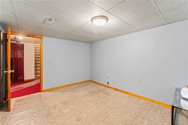 $325,000 | 129 Northwest 251 Road, Clinton, MO 64735