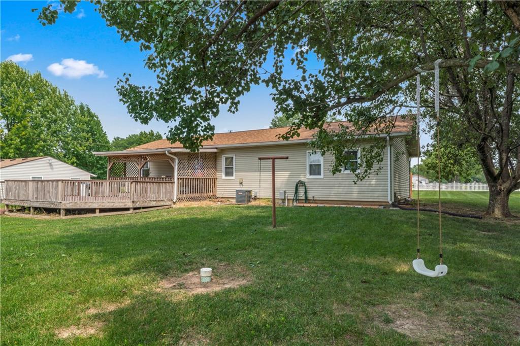 129 Northwest 251 Road Clinton, MO 64735 - Photo 37 of 53