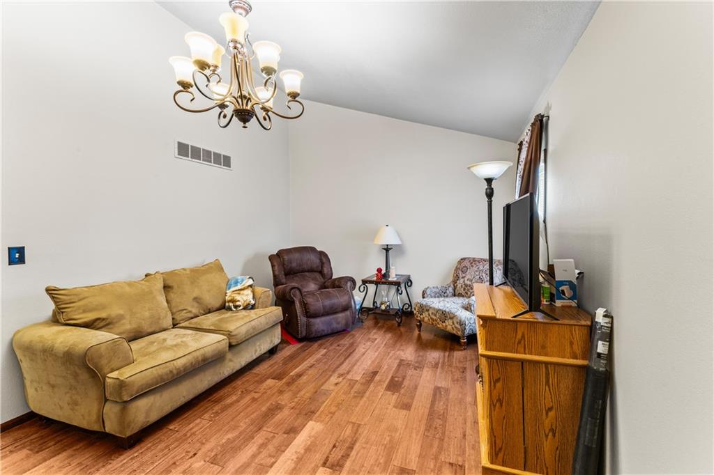 129 Northwest 251 Road Clinton, MO 64735 - Photo 8 of 53