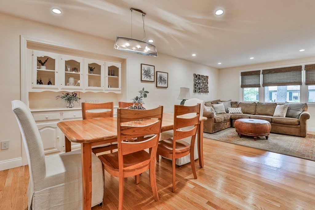 30 Cedarway Stoneham, MA 02180 - Photo 11 of 38