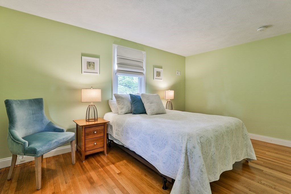 30 Cedarway Stoneham, MA 02180 - Photo 20 of 38