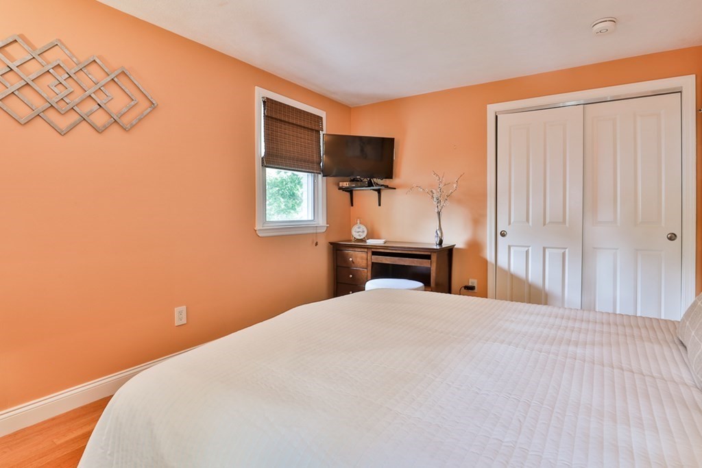 30 Cedarway Stoneham, MA 02180 - Photo 22 of 38