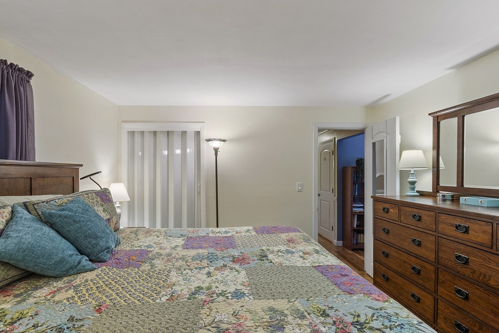 93 Fowler Road Lowell, MA 01854 - Photo 17 of 42