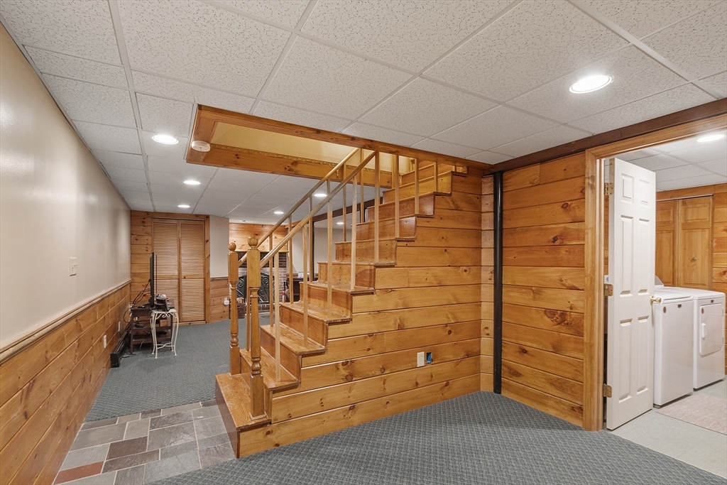 93 Fowler Road Lowell, MA 01854 - Photo 30 of 42