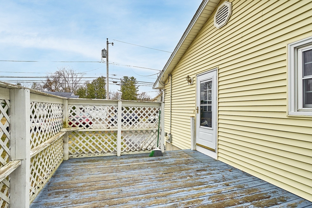 93 Fowler Road Lowell, MA 01854 - Photo 37 of 42