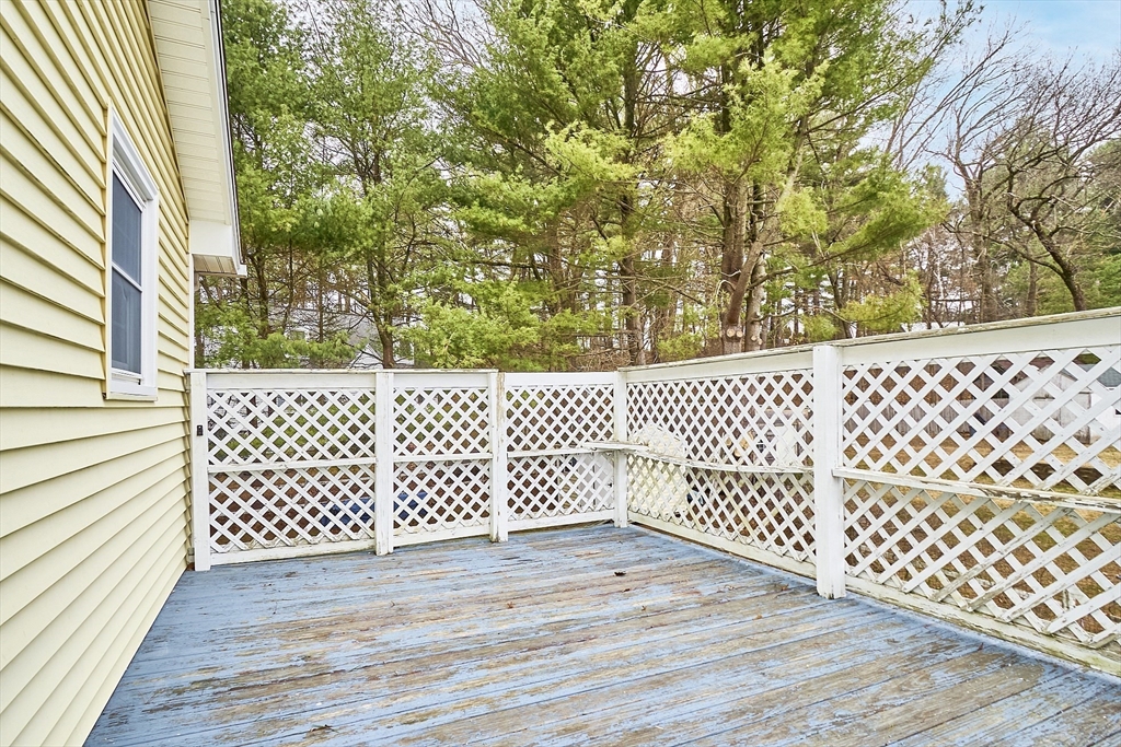 93 Fowler Road Lowell, MA 01854 - Photo 38 of 42