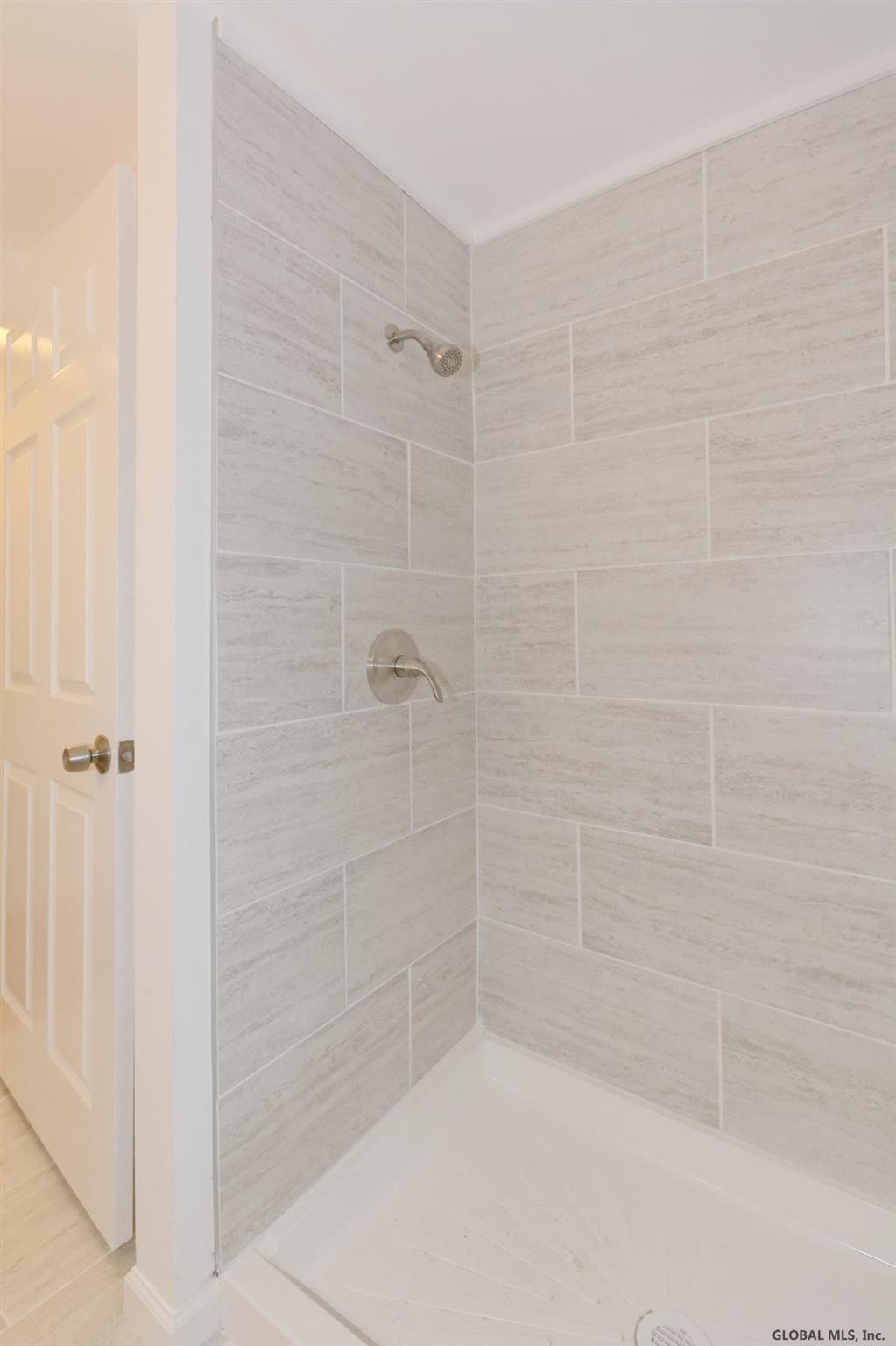 23 New Castle Road Halfmoon, NY 12065 - Photo 28 of 38 Photo 28