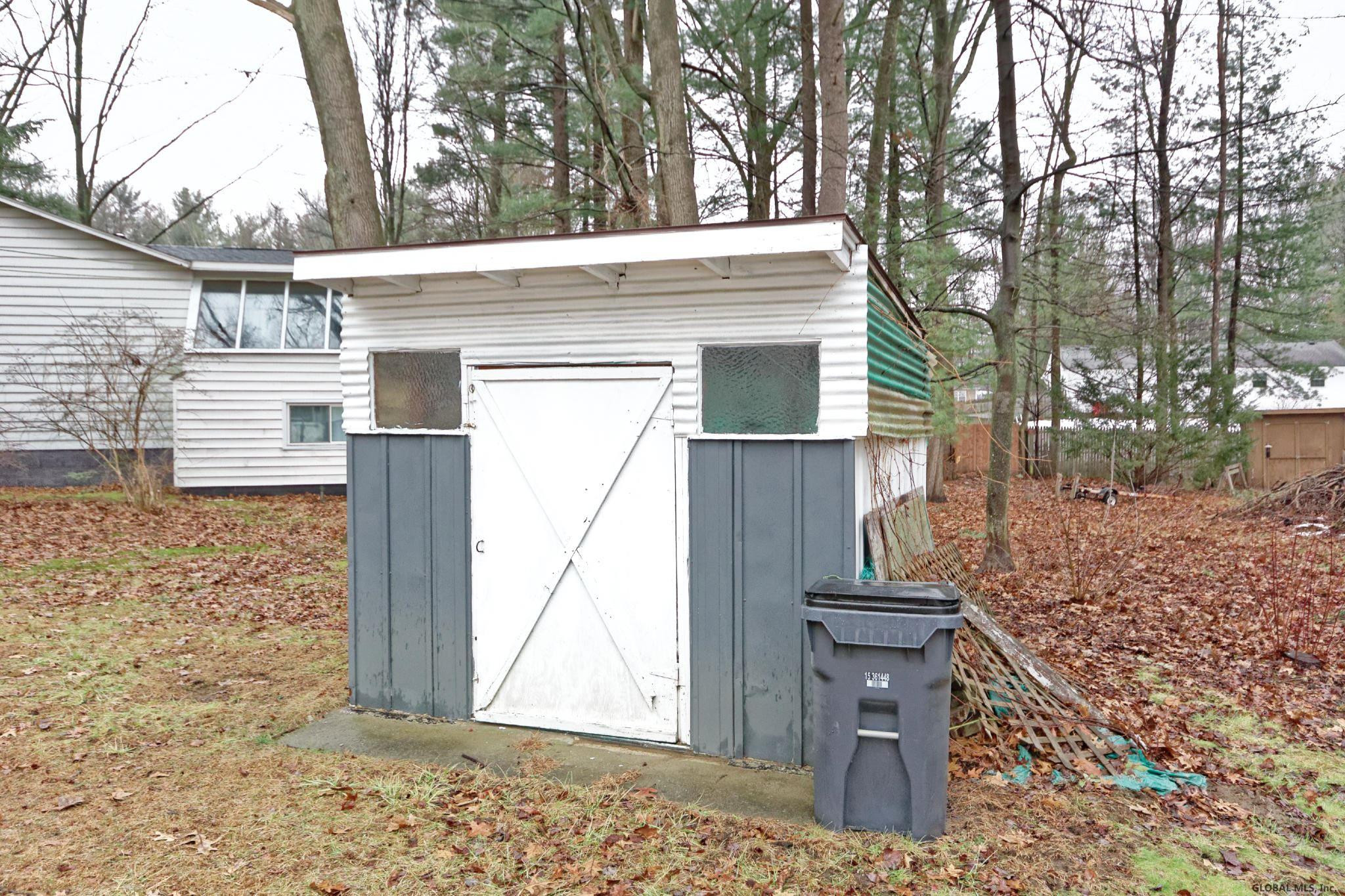 23 New Castle Road Halfmoon, NY 12065 - Photo 33 of 38 Photo 33