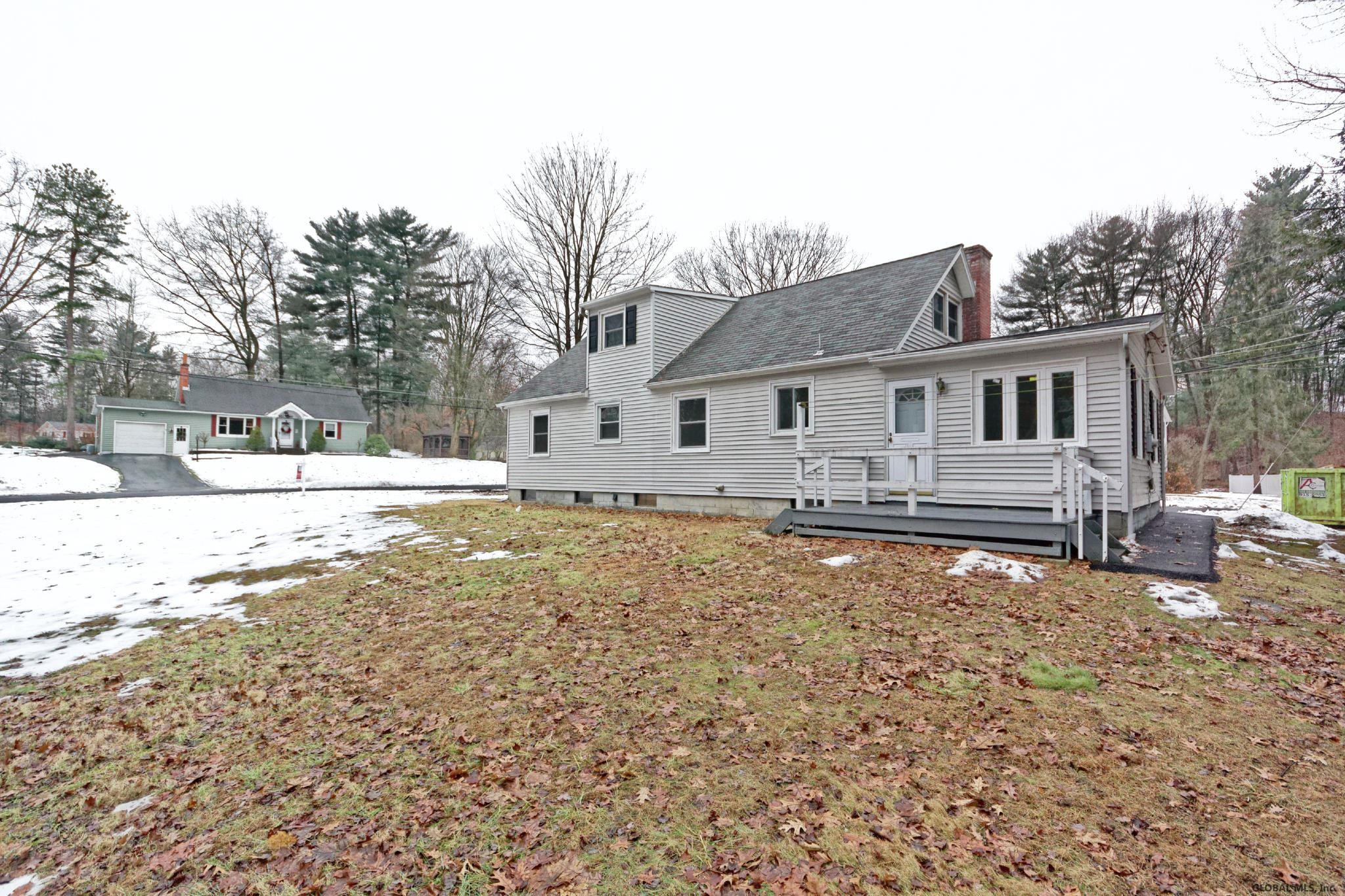 23 New Castle Road Halfmoon, NY 12065 - Photo 34 of 38 Photo 34