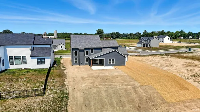 $469,900 | 11245 Winter Quarters Pass, Fort Wayne, IN 46818