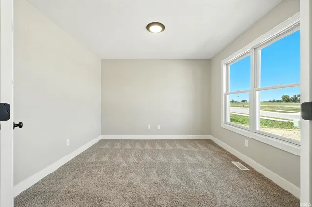 $469,900 | 11245 Winter Quarters Pass, Fort Wayne, IN 46818