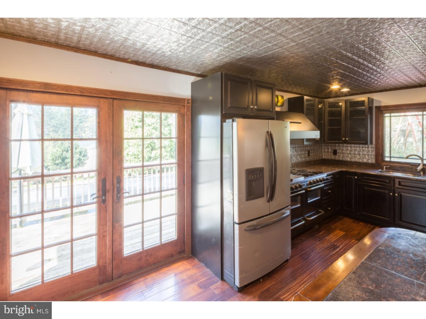 207 North Providence Road Wallingford, PA 19086 - Photo 5 of 25 Kitchen
