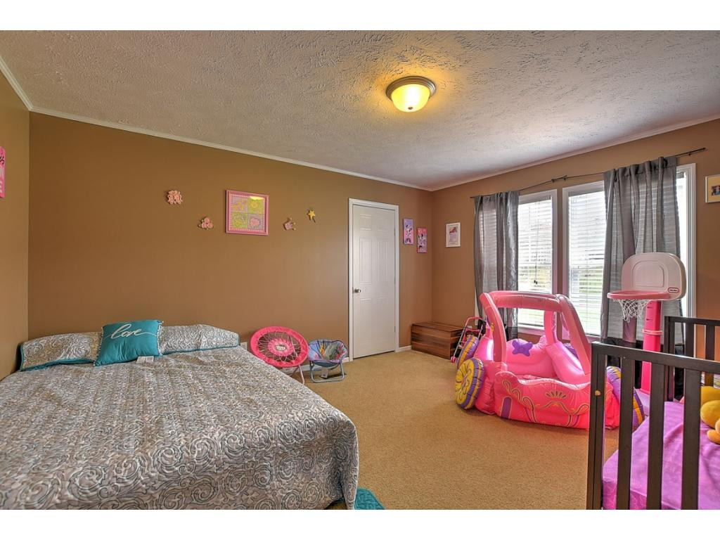 1346 East Stage Coach Road Greeneville, TN 37743 - Photo 16 of 25 Photo 16