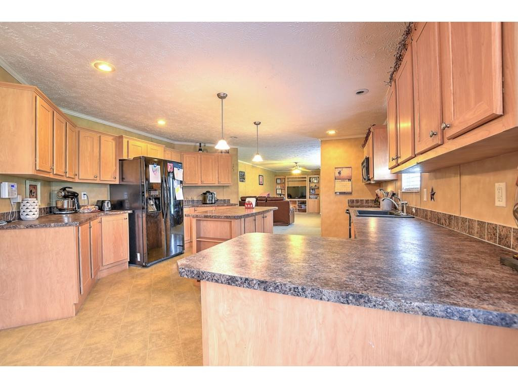 1346 East Stage Coach Road Greeneville, TN 37743 - Photo 8 of 25 Photo 8