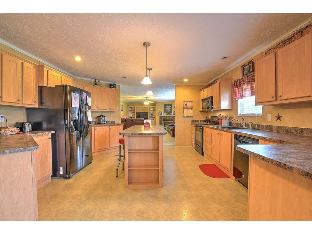 1346 East Stage Coach Road Greeneville, TN 37743 - Photo 9 of 25 Photo 9
