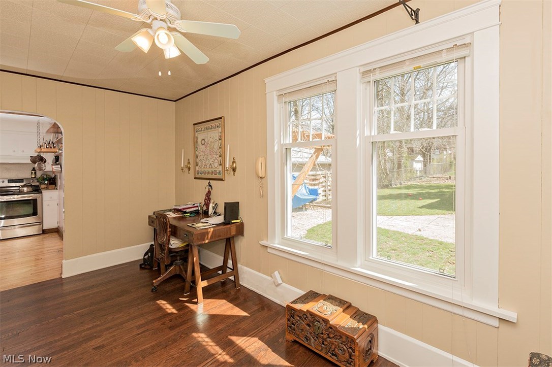 955 Roanoke Road Cleveland Heights, OH 44121 - Photo 10 of 31