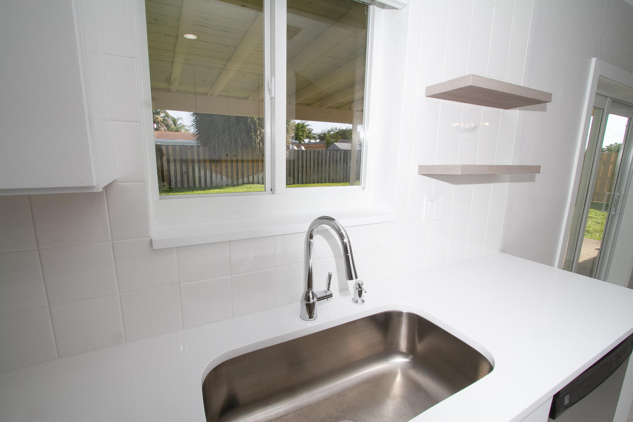 214 Southwest 3rd Street Boca Raton, FL 33432 - Photo 11 of 53 IMG_9508