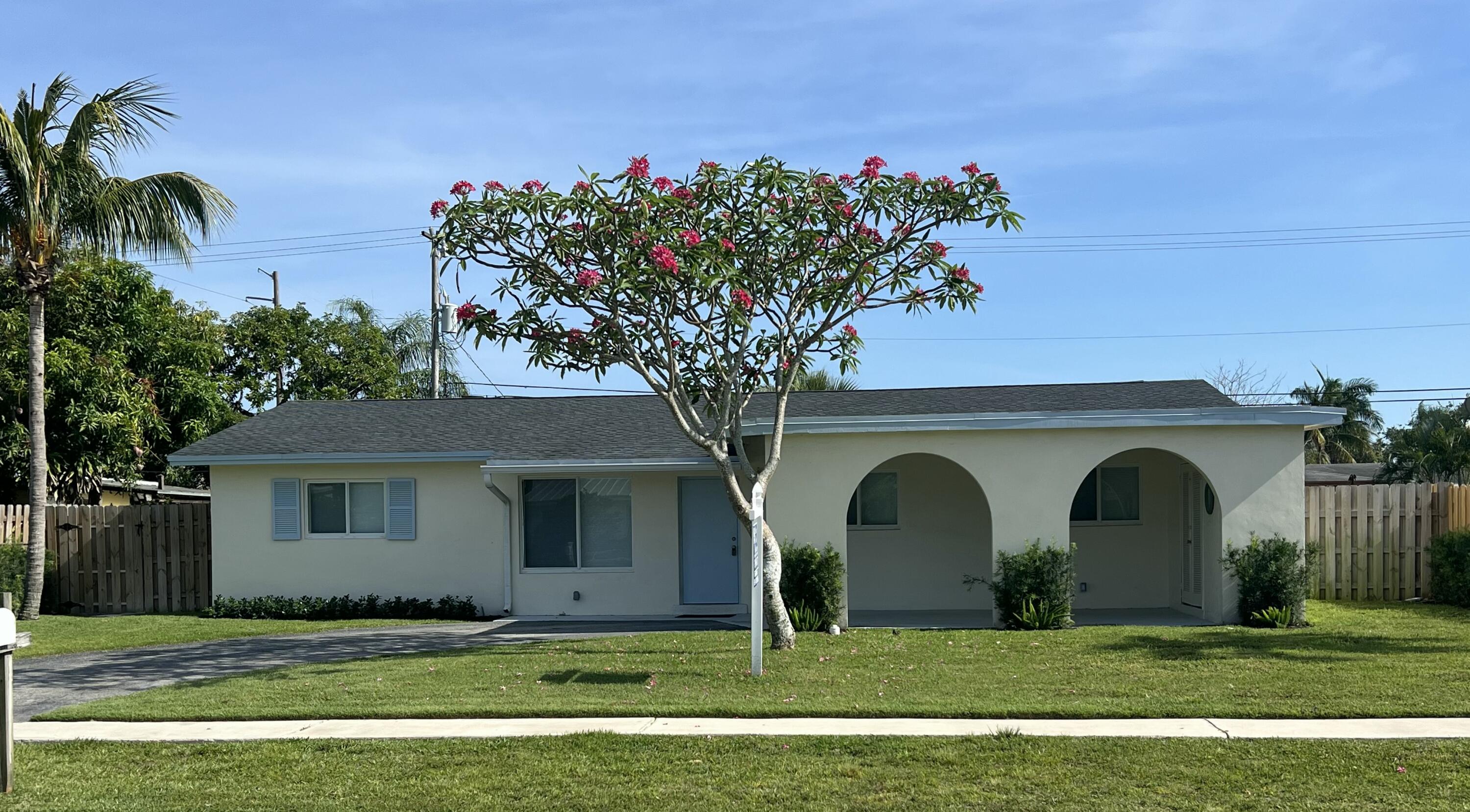 214 Southwest 3rd Street Boca Raton, FL 33432 - Photo 3 of 53 4345C610-0D20-421C-ACAC-90C60D8DF349