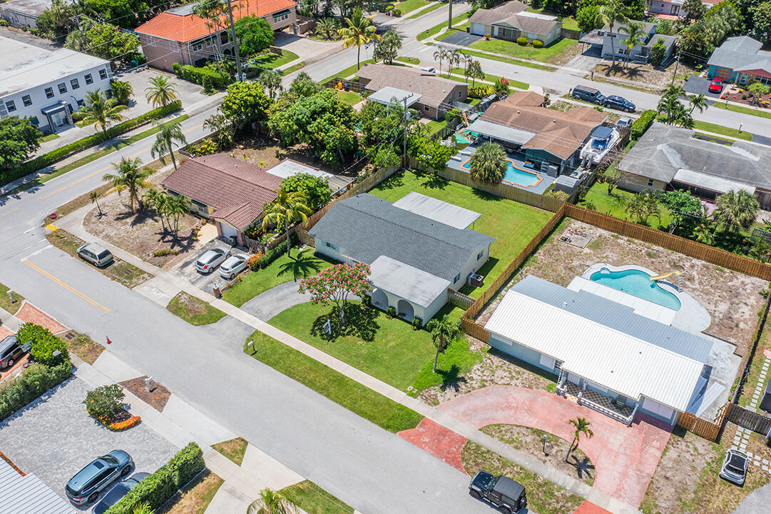 214 Southwest 3rd Street Boca Raton, FL 33432 - Photo 52 of 53 Still13
