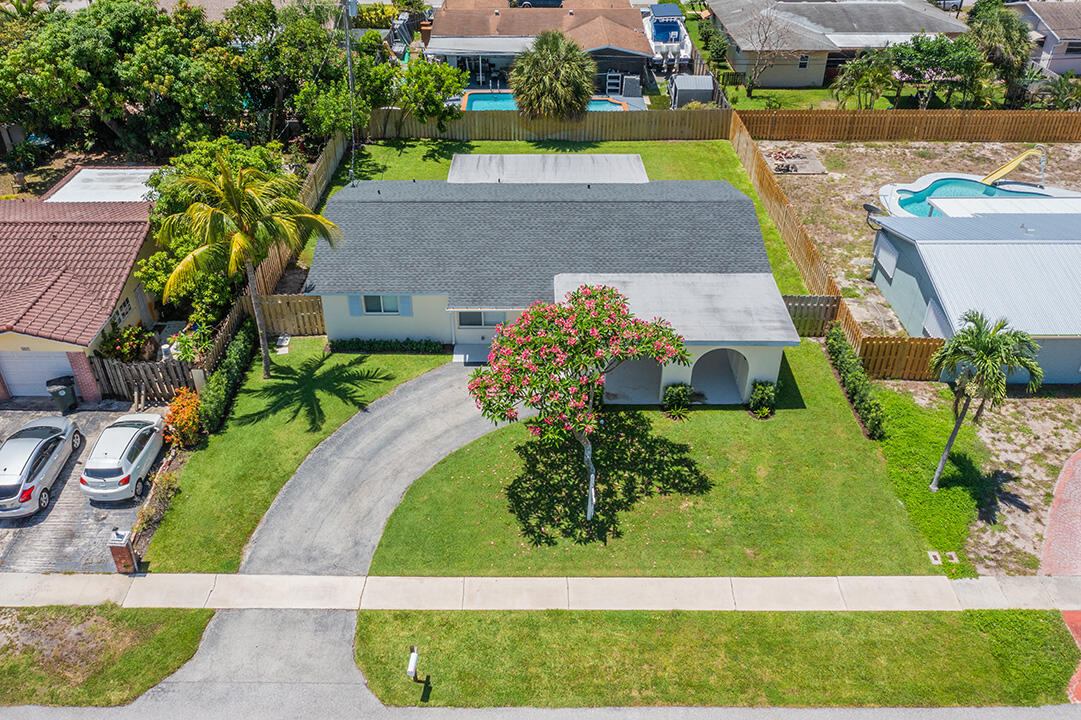 214 Southwest 3rd Street Boca Raton, FL 33432 - Photo 53 of 53 Still14