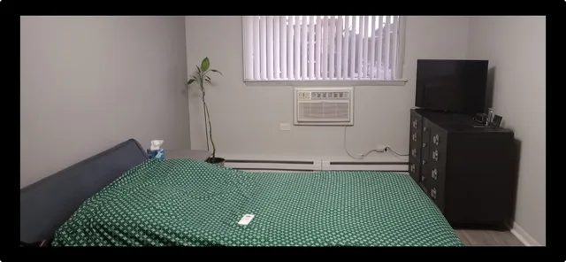 $185,000 | 10109 South Cicero Avenue, Unit 206, Oak Lawn, IL 60453