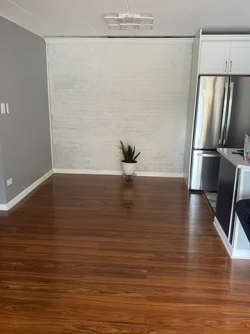 $185,000 | 10109 South Cicero Avenue, Unit 206, Oak Lawn, IL 60453