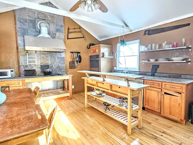 $299,000 | 52 N Road, Wilmington, VT 05363