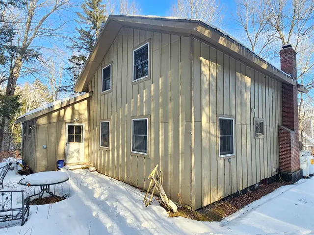 $299,000 | 52 N Road, Wilmington, VT 05363