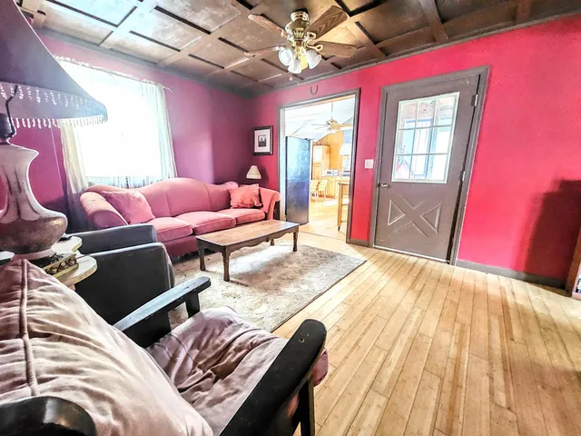 $299,000 | 52 N Road, Wilmington, VT 05363