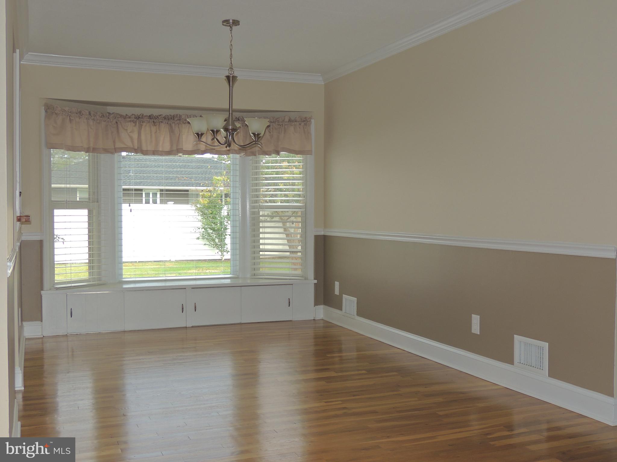 20 Kay Road Hamilton, NJ 08620 - Photo 3 of 13 Dining Room
