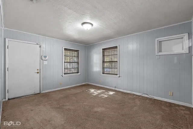 $1,000 | 2754 Lakehurst Avenue, Shreveport, LA 71108