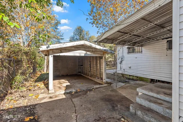 $1,000 | 2754 Lakehurst Avenue, Shreveport, LA 71108