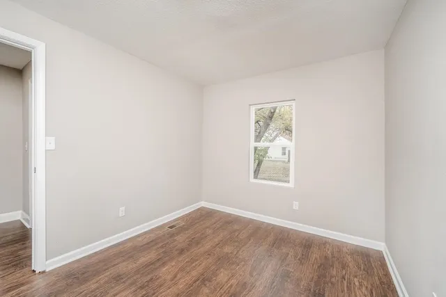 $159,900 | 534 North Tracy Street, Wichita, KS 67212