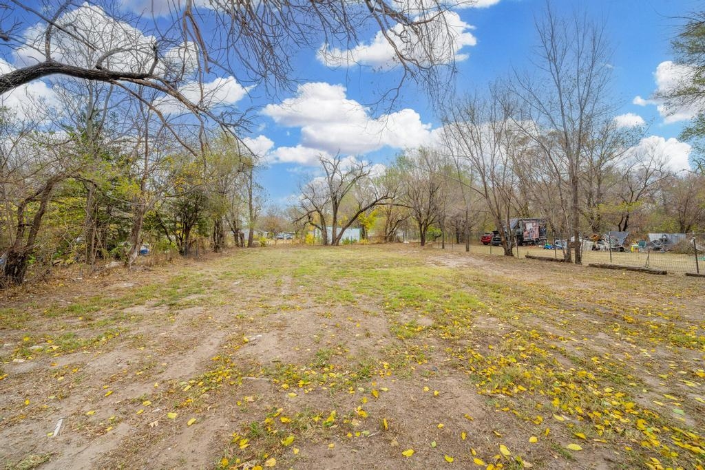 534 North Tracy Street Wichita, KS 67212 - Photo 33 of 36