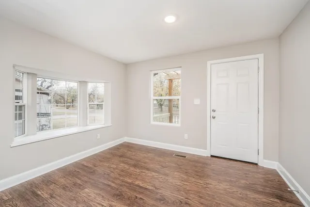 $159,900 | 534 North Tracy Street, Wichita, KS 67212