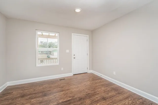 $159,900 | 534 North Tracy Street, Wichita, KS 67212