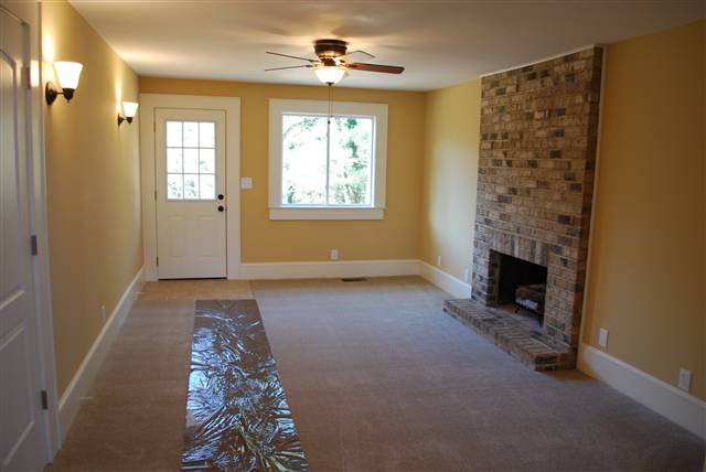 107 Mitchell Road Greenville, SC 29615 - Photo 5 of 14 Gallery Image 5
