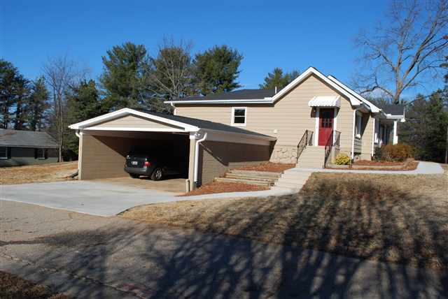 107 Mitchell Road Greenville, SC 29615 - Photo 10 of 14 Gallery Image 10