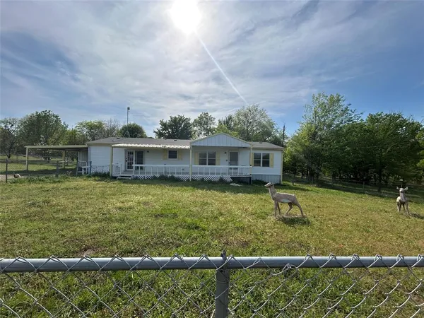 $110,000 | 232 Sacremento Boulevard, Seven Points, TX 75143