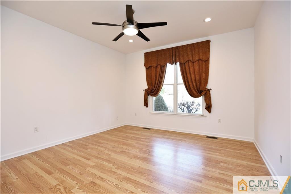 326 Culver Road Monmouth Junction, NJ 08852 - Photo 12 of 25 Gallery Image 12